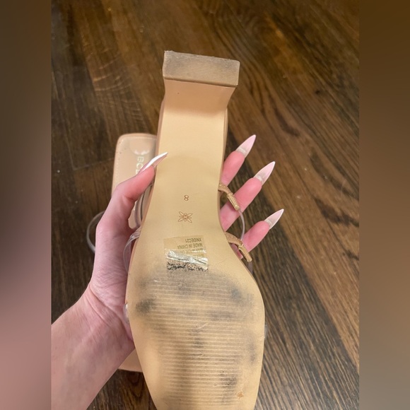 BCBG Clear Heels - Brand New - Picture 3 of 3